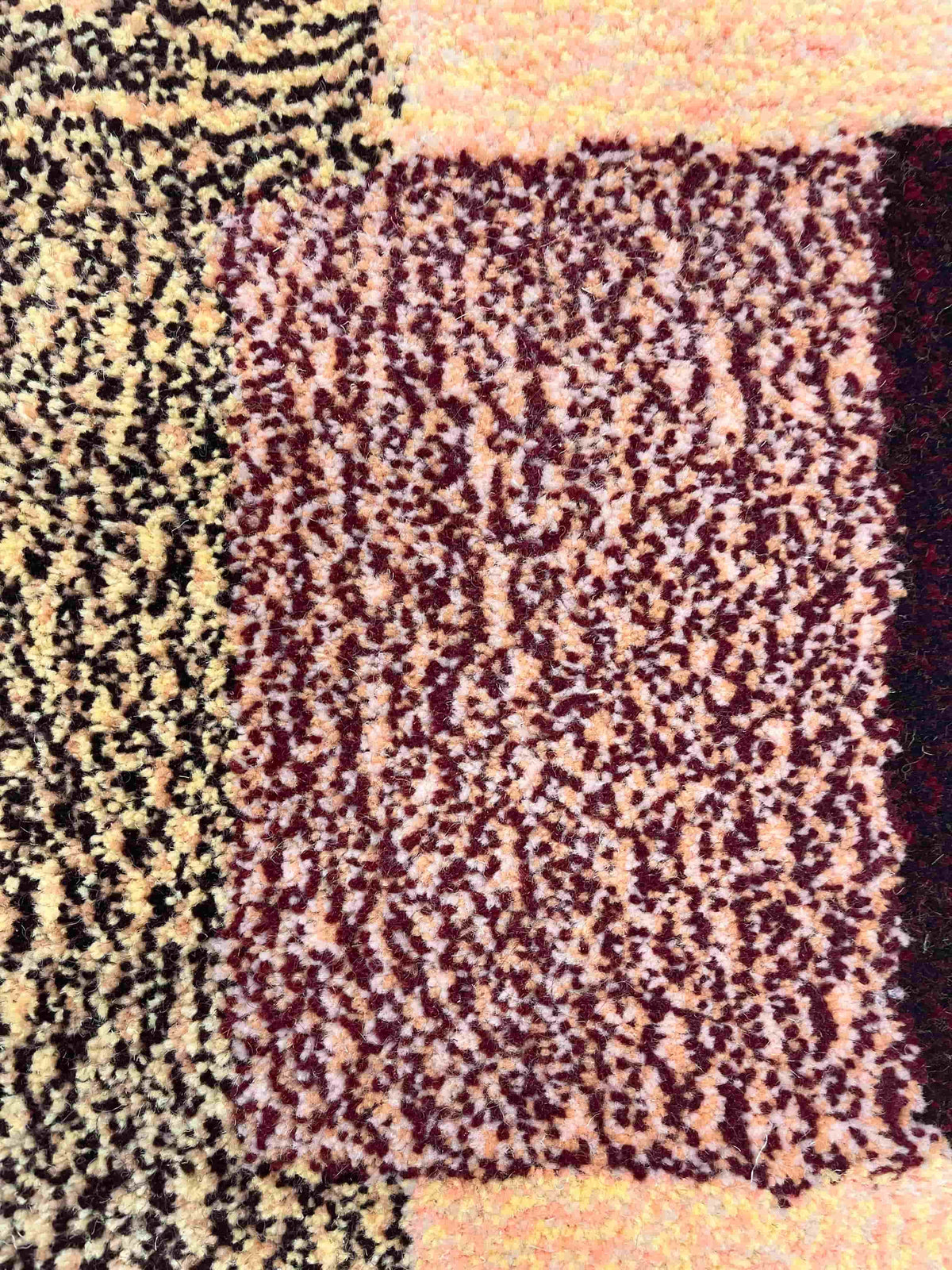 'Rose Water' Hand tufted small peach, pink and burgundy tufted small rug