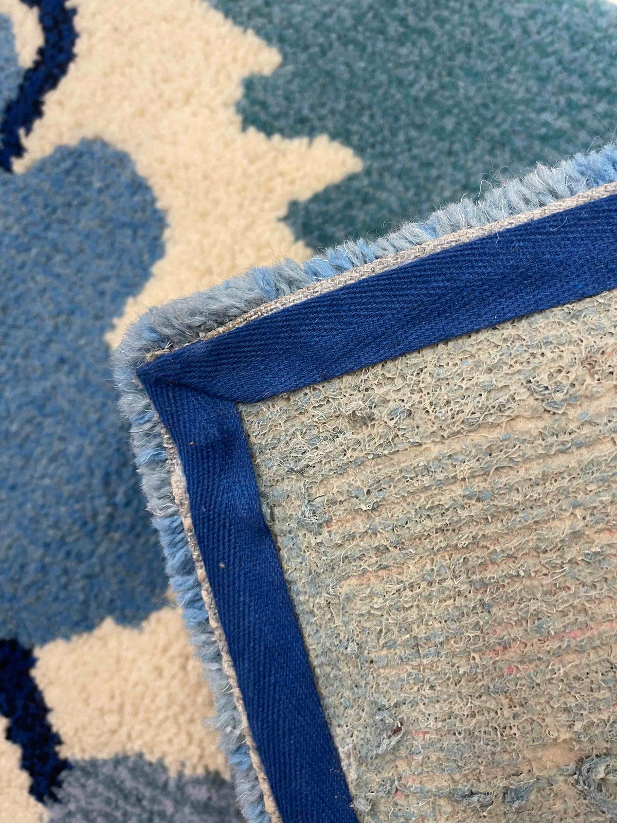 'Strawberry' Hand tufted sky blue and red tufted small runner rug