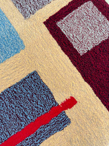 'Dulce de leche' Hand tufted cream, blue red medium tufted rug