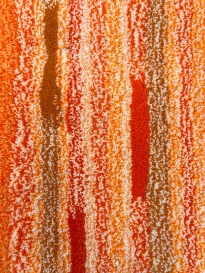'Scotch Bonnet' Hand tufted small white and orange tufted rug